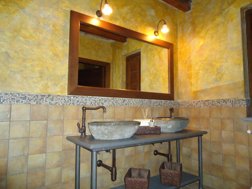Agrituirsmo Masseria Campierti Falciano del Massico الغرفة الصورة