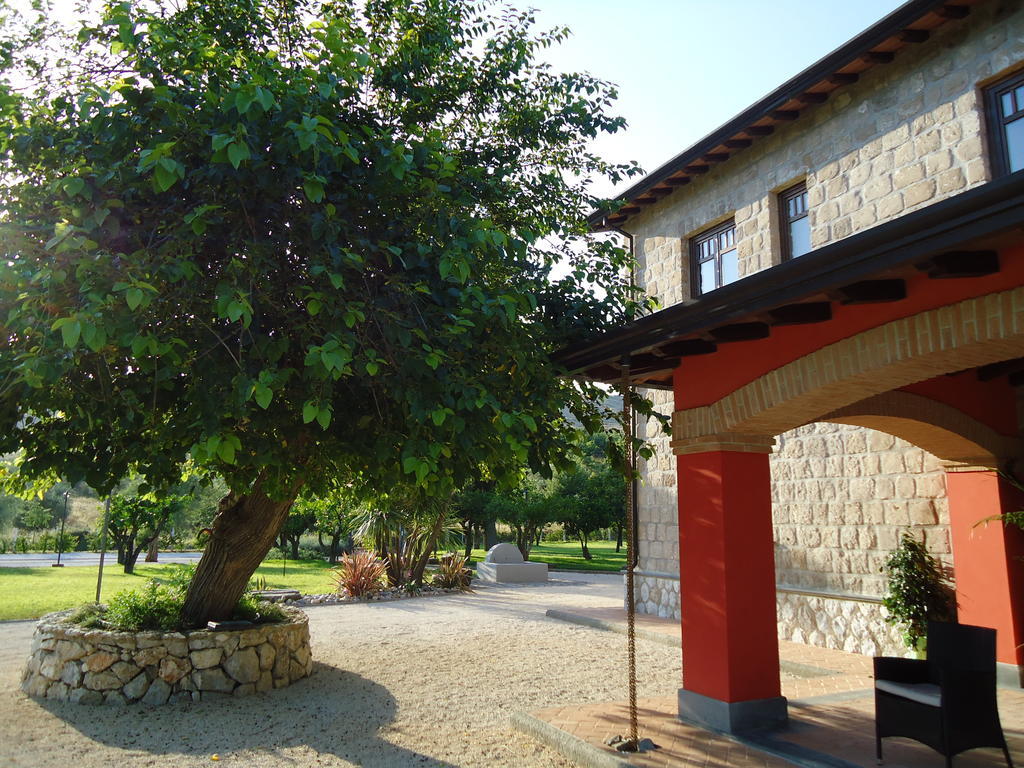 Agrituirsmo Masseria Campierti Falciano del Massico المظهر الخارجي الصورة